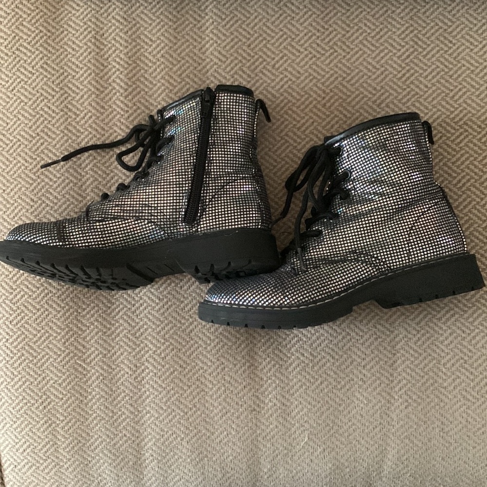 Steve Madden Kids Jbettyy Boot - Picture 5 of 7